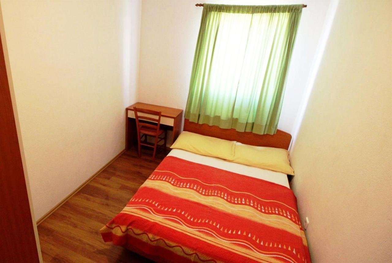 Apartments Marko Nemira Omis Luaran gambar