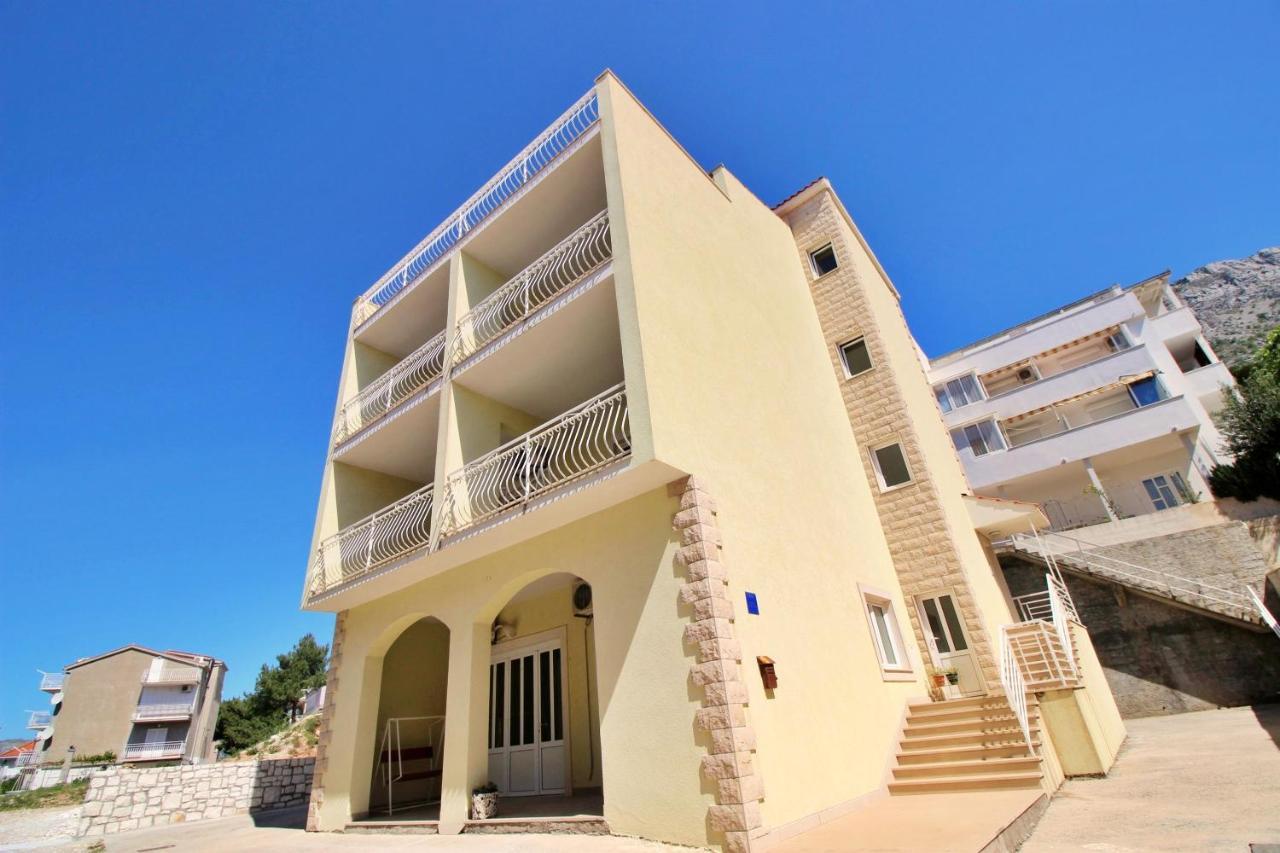 Apartments Marko Nemira Omis Luaran gambar