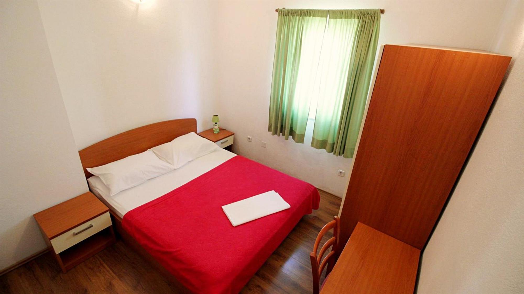 Apartments Marko Nemira Omis Bilik gambar
